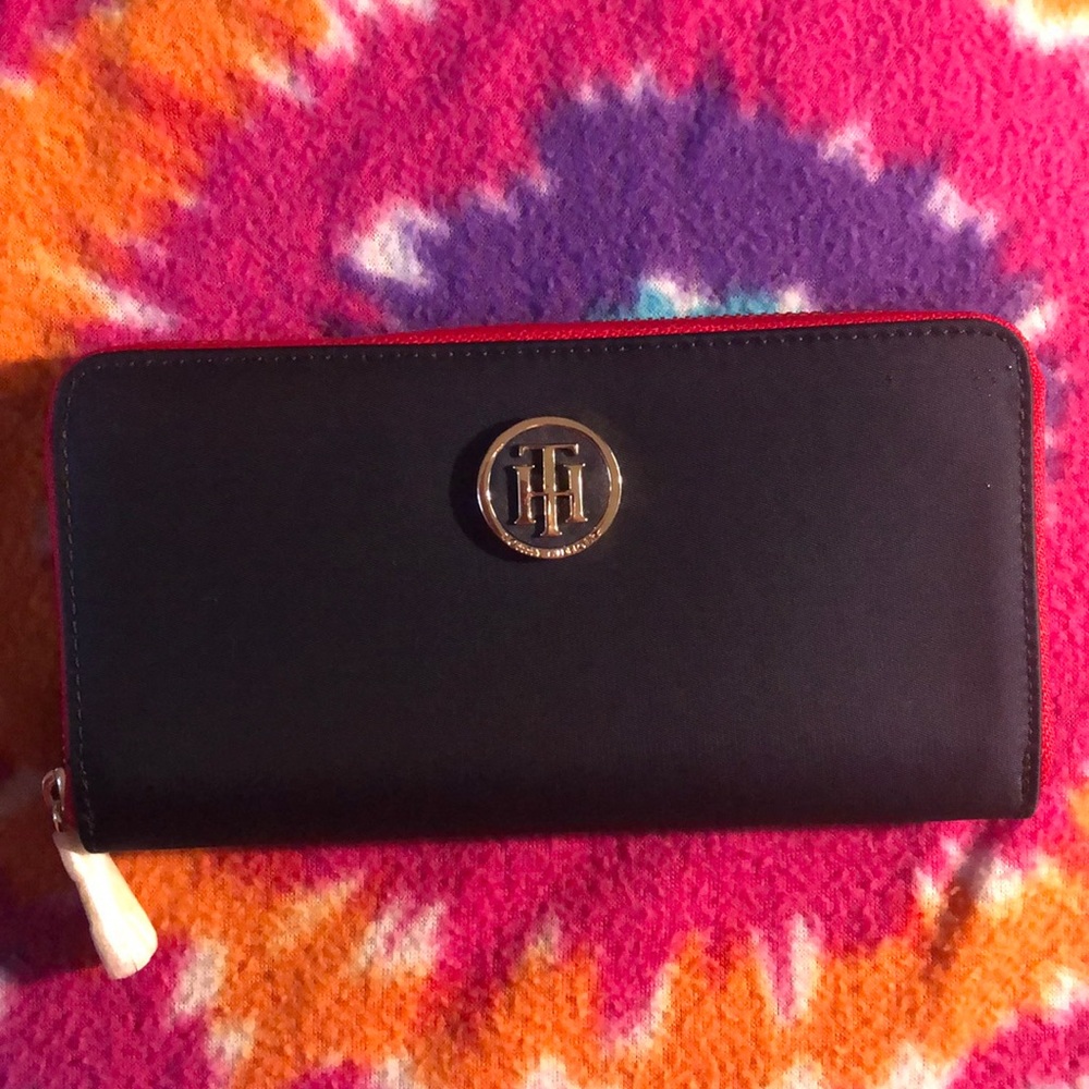 Tommy Hilfiger  wallet Brand New never used
